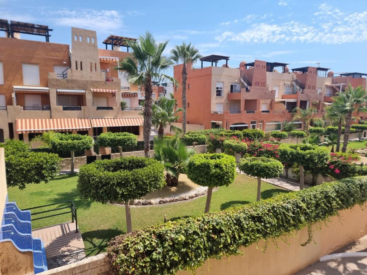 ¡apartamentos Cerca De La Piscina Y De La Playa En Urbanizacion Paraiso De Vera!